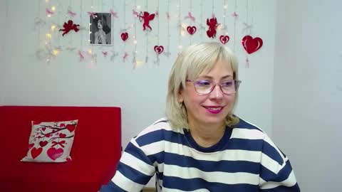 Snapshot of laurenwishy chatting on February 2026 03:15:02 PM Lauren online show from February 2026 03:15:02 PM