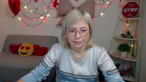 Snapshot of laurenwishy chatting on February 2026 07:40:01 PM Lauren online show from February 2026 07:40:01 PM