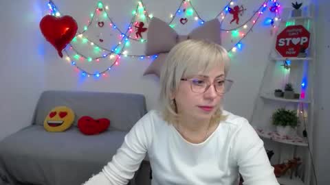 Snapshot of laurenwishy chatting on February 2026 06:37:02 PM Lauren online show from February 2026 06:37:02 PM