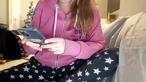 lauriehotxxx online show from December 2024 05:37:01 PM