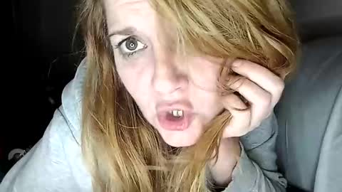 lauriehotxxx online show from February 2025 09:40:01 PM