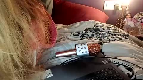 lauriehotxxx online show from March 2025 06:00:02 PM