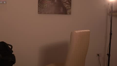 laurita_4 online show from April 2026 01:44:01 PM