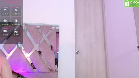 Snapshot of laurymoons chatting on February 2025 08:22:01 PM LauryMoons online show from February 2025 08:22:01 PM