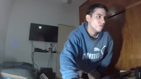 Lautaro online show from July 2026 07:15:02 AM