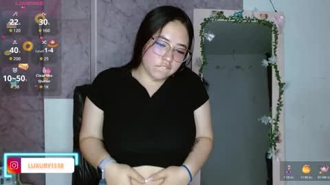 Snapshot of lauxury_ chatting on December 2025 03:27:02 AM lau online show from December 2025 03:27:02 AM