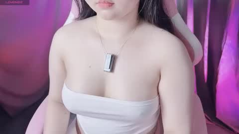 Snapshot of lavender_02 chatting on February 2026 04:11:02 PM Tina online show from February 2026 04:11:02 PM