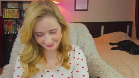 Lav online show from September 2025 07:47:01 PM