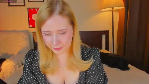 Lav online show from May 2026 09:00:02 PM