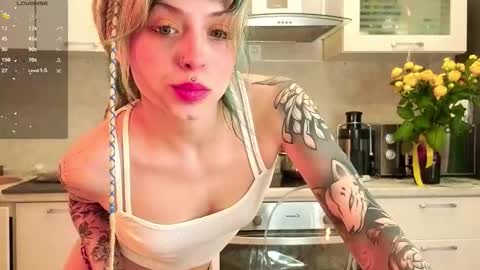 Snapshot of lavenderlav chatting on March 2026 10:37:01 AM Melissa online show from March 2026 10:37:01 AM