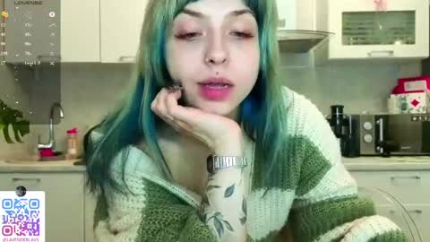 Snapshot of lavenderlav chatting on April 2026 11:24:01 AM Melissa online show from April 2026 11:24:01 AM
