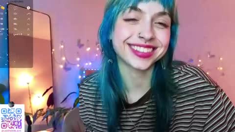 Snapshot of lavenderlav chatting on April 2026 06:58:01 PM Melissa online show from April 2026 06:58:01 PM