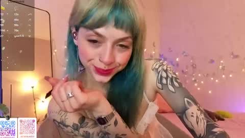 Snapshot of lavenderlav chatting on May 2026 07:20:01 PM Melissa online show from May 2026 07:20:01 PM