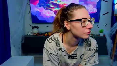 Gloria online show from November 2025 06:25:02 AM