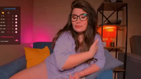 Snapshot of laverna_black chatting on February 2025 03:00:02 AM Laverna online show from February 2025 03:00:02 AM