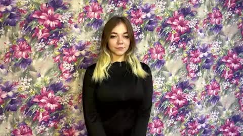 Elizabeth online show from February 2026 01:21:02 PM