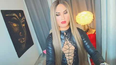 Victoria online show from October 2025 05:44:02 PM