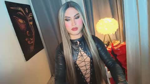 Victoria online show from October 2025 07:04:02 PM