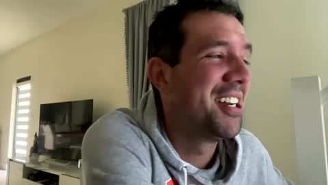 Snapshot of law_cambio chatting on February 2025 09:00:01 PM law_cambio online show from February 2025 09:00:01 PM