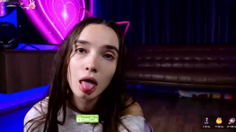 Anna online show from November 2025 02:36:02 AM