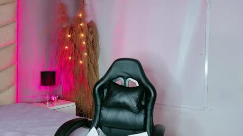 Snapshot of layadoll chatting on December 2025 03:57:01 AM laya online show from December 2025 03:57:01 AM