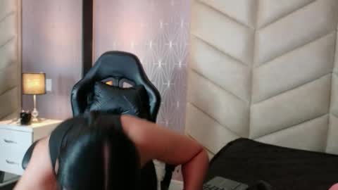 Snapshot of layadoll chatting on January 2026 03:23:01 AM laya online show from January 2026 03:23:01 AM