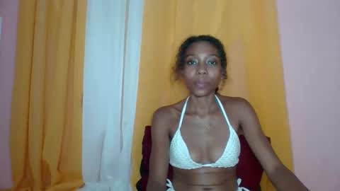 layannek online show from May 2026 05:42:04 PM