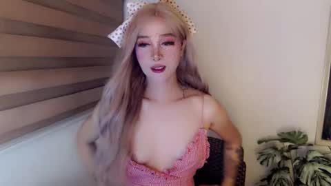 layla47649867 online show from May 2026 01:34:01 AM