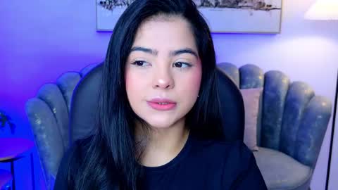 Layla Breezee online show from May 2026 11:39:01 AM