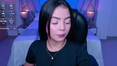 Snapshot of layla_breezee_ chatting on June 2026 11:19:05 AM Layla Breezee online show from June 2026 11:19:05 AM