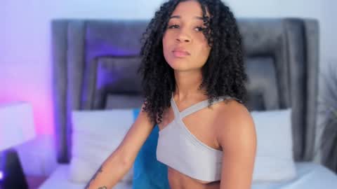 Snapshot of layla_clarke chatting on March 2025 03:29:01 AM layla_clarke online show from March 2025 03:29:01 AM