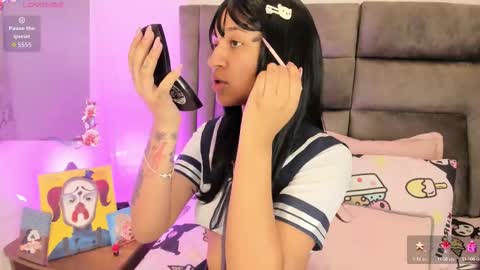 Snapshot of layla_clarke chatting on September 2025 04:25:02 AM layla_clarke online show from September 2025 04:25:02 AM