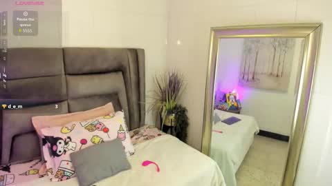 Snapshot of layla_clarke chatting on October 2025 04:22:02 AM layla_clarke online show from October 2025 04:22:02 AM