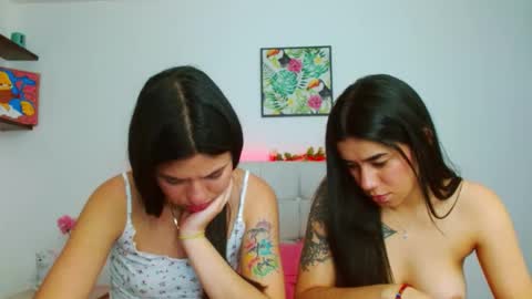 Snapshot of layla_roma chatting on December 2024 09:44:02 PM Lia and Rachel online show from December 2024 09:44:02 PM