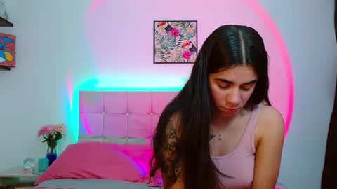 Snapshot of layla_roma chatting on September 2025 02:33:01 AM Lia and Rachel online show from September 2025 02:33:01 AM