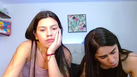 Snapshot of layla_roma chatting on December 2025 02:40:02 AM Lia and Rachel online show from December 2025 02:40:02 AM