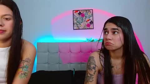 Snapshot of layla_roma chatting on February 2026 01:44:02 AM Lia and Rachel online show from February 2026 01:44:02 AM