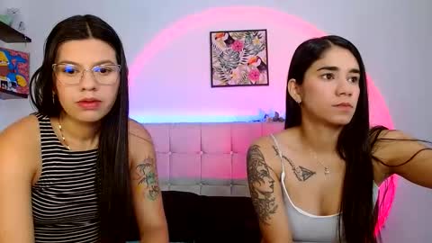 Lia and Rachel online show from March 2026 07:20:02 PM