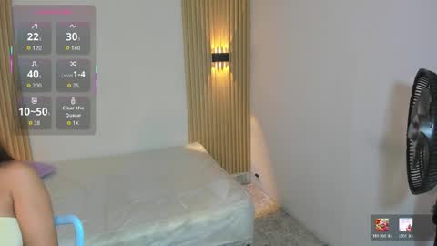 Snapshot of laylaember chatting on February 2026 11:26:02 AM LaylaEmber online show from February 2026 11:26:02 AM