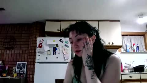 Layla Kills online show from October 2025 07:05:02 AM