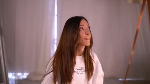 Snapshot of laylakristal chatting on September 2025 05:28:02 AM laylakristal online show from September 2025 05:28:02 AM