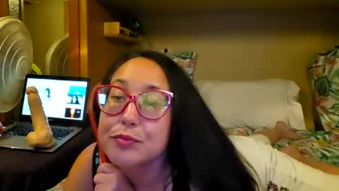 Snapshot of laylanajade chatting on July 2026 05:21:01 AM laylanajade online show from July 2026 05:21:01 AM