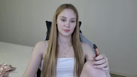 LaylaPretty001 online show from February 2025 09:20:02 AM