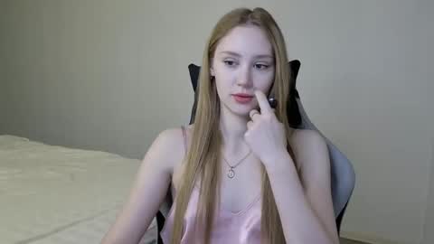 LaylaPretty001 online show from February 2025 05:22:01 AM
