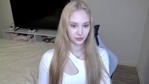 LaylaPretty001 online show from March 2026 05:35:01 AM