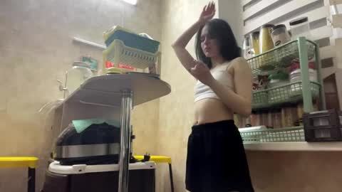 Snapshot of laylawintz chatting on March 2026 05:56:01 PM Luna online show from March 2026 05:56:01 PM