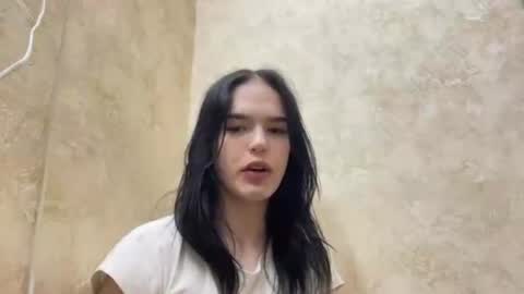 Snapshot of laylawintz chatting on March 2026 05:14:01 PM Luna online show from March 2026 05:14:01 PM