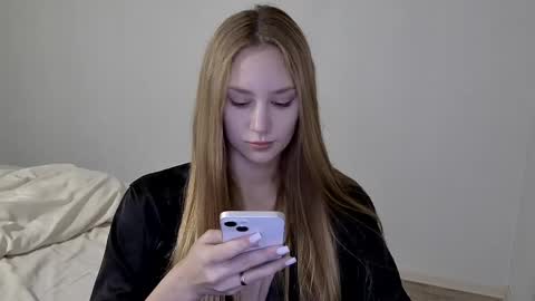 Laylla001 online show from December 2024 10:38:02 AM