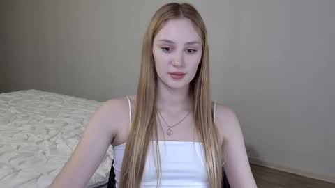 Laylla001 online show from January 2025 09:45:02 AM