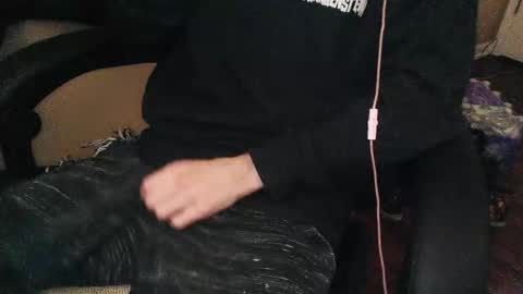 Stitch online show from December 2025 04:29:02 AM